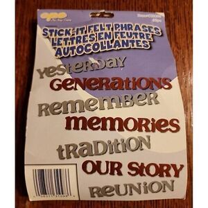 CPE Felt Company Stick*IT Felt -phrases Family, Reunion,3 1/2" x 3 1/2" Adhesive